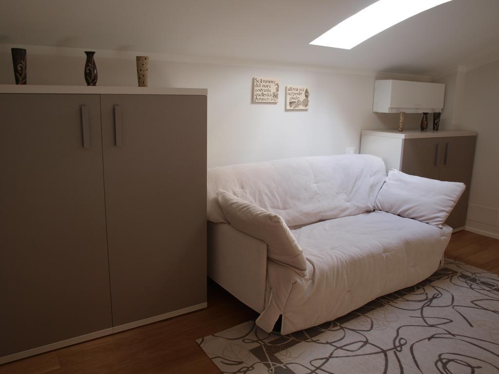 Il Pontile Holidays Apartment Marina di Pietrasanta Quarto foto