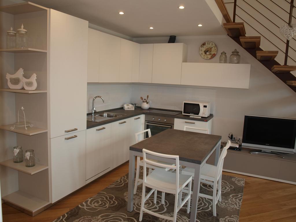 Il Pontile Holidays Apartment Marina di Pietrasanta Quarto foto